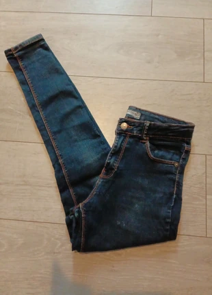 Jeans slim kiabi taille 34, marke: Kiabi, zustand: Gut, größe: XS / 34 / 6, 2,00 €, 2,80 € beinhaltet Vinted-Käuferschutz Pro