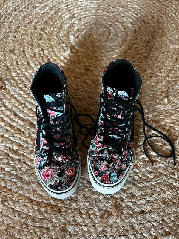 Vans fleuries - photo numéro 2
