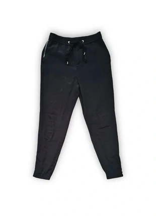 Pantalones Bershka, marca: Bershka, estado: Muito bom, tamanho: XS / 34 / 6, €3.50, €4.38 inclui Proteção do Comprador