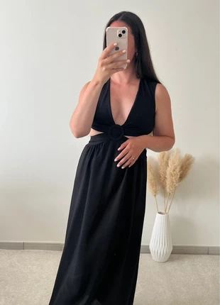 Robe longue noir d’été ajourée, marke: Boutique Parisienne, zustand: Sehr gut, größe: Einheitsgröße, 26,00 €, 28,00 € beinhaltet Vinted-Käuferschutz Pro