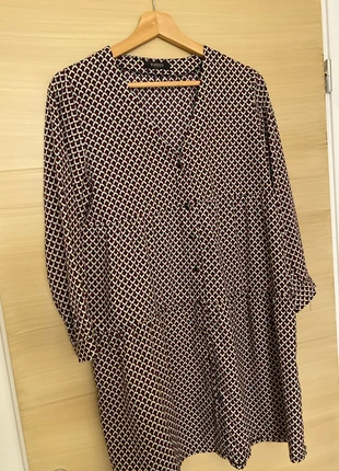 Robe motifs bleus, bordeaux & beiges, marca: Sweed, estado: Muy bueno, tamaño: M / 38 / 10, 3,00 €, 3,85 € Protección al comprador incluida