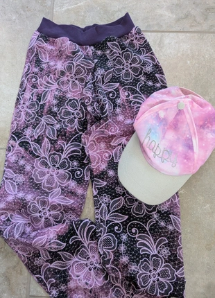 Hose Sweat und Cap Bio Stoff Handmade ab 5 Jahre Blüten lila, merk: Handmade, staat: Heel goed, maat: 5 jaar / 110 cm, € 5,00, € 5,95 inclusief Kopersbescherming