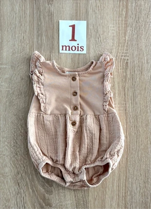 1 mois : combaison bodie beige., marke: Tape à l'œil, zustand: Sehr gut, größe: 1-3 Monate / 56, 3,99 €, 4,89 € inklusive Vinted-Käuferschutz