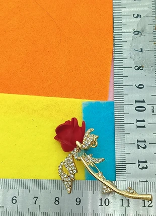 Broche, merk: Montre.fr, staat: Heel goed, € 5,00, € 5,95 inclusief Kopersbescherming Pro