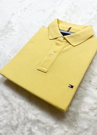 Polo Jaune Tommy Hilfiger - Taille L - Homme - bon état ( tache + trou ), merk: Tommy Hilfiger, staat: Veelgebruikt, maat: L, € 8,00, € 9,10 inclusief Kopersbescherming Pro