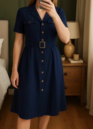 Robe chemise bleu marine à boutons dorés et ceinture, condition: Very good, size: S / 36 / 8, €29.00, €31.15 includes Buyer Protection Pro