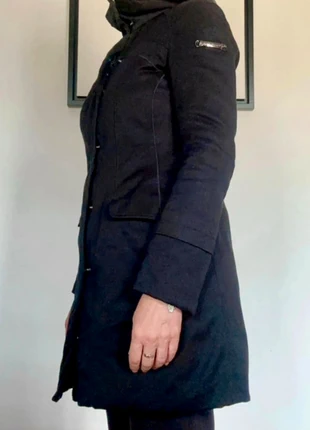 Parka Peuterey nero da donna – Taglia 42, brand: Peuterey, condizioni: Ottime, taglia: M / IT 42 / EU 38, €60.00, €63.70 include la Protezione acquisti