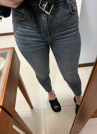 Jeans Zara taglia S stretch skinny grigio scuro, marca: Zara, estado: Nuevo sin etiquetas, tamaño: S / 36 / 8, 17,45 €, 19,02 € Protección al comprador incluida