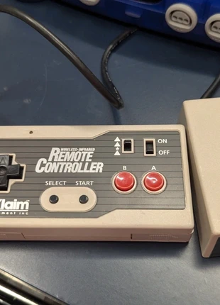 Nintendo NES acclaim infrared controller, marque: Nintendo, état: Bon état, 17,50 €, 19,08 € Protection acheteurs incluse