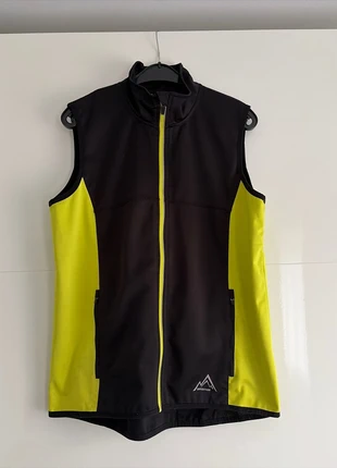 Heren buiten bodywarmer, merk: Crivit, staat: Heel goed, € 4,00, € 4,90 inclusief Kopersbescherming