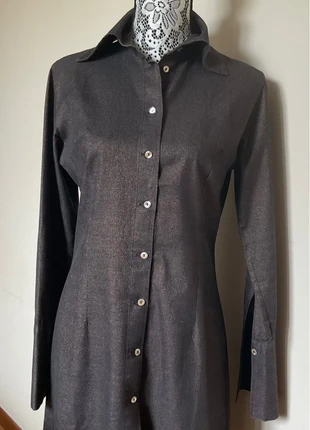 Abito camicia marrone con filo di lurex, marca: Tension, estado: Bom, tamanho: M / 38 / 10, €10.00, €11.20 inclui Proteção do Comprador