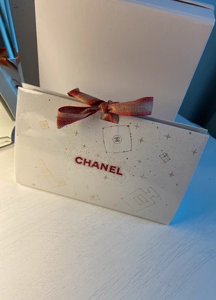 Pochette Chanel collector ruban rouge, brand: Chanel, condition: New without tags, €10.00, €11.20 includes Buyer Protection