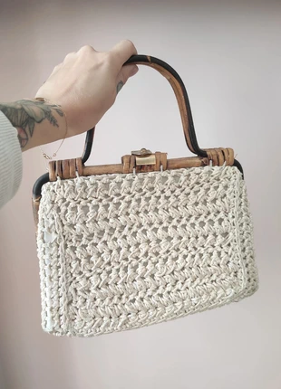 Vintage raffia purse, merk: Vintage, staat: Goed, € 8,00, € 9,10 inclusief Kopersbescherming