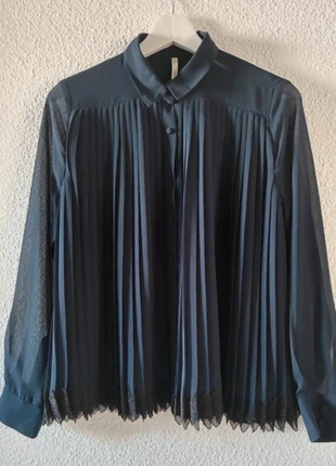 Chemisier chemise plissé bleu marine I.Code taille 34 XS, marque: I.Code, état: Très bon état, taille: XS / 34 / 6, 9,00 €, 10,15 € Protection acheteurs (Pro) incluse