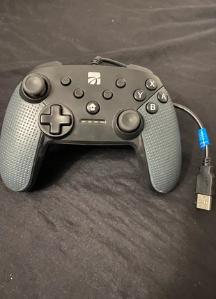Controller tv computer ingresso usb, marque: Xtreme, état: Très bon état, 3,00 €, 3,85 € Protection acheteurs incluse