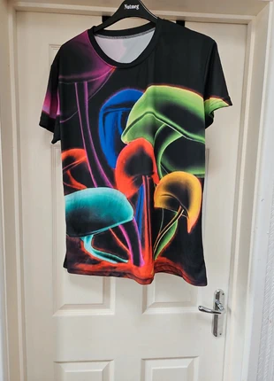 Mushroom print graphic tshirt size L, brand: NO LABEL, condition: Good, size: L, £9.00, £10.15 includes Buyer Protection