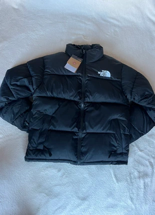 The North Face 700 Puffer Jacket | Black | Size M | New, marca: The North Face, estado: Novo sem etiquetas, tamanho: M, €80.00, €84.70 inclui Proteção do Comprador