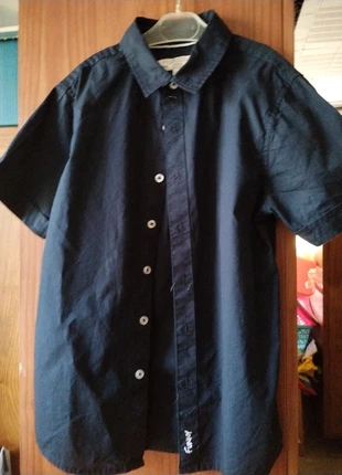 Camicia bimbo 8/9 anni blu scuro manica corta Piazza Italia Boy ottime condizioni, marque: Piazza Italia, état: Très bon état, taille: 8 ans / 128 cm, 1,89 €, 2,68 € Protection acheteurs incluse