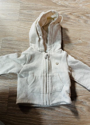 Gilet zippé Kiabi 1 mois fille, brand: Kiabi, condizioni: Ottime, taglia: Fino a 1 mese / 50 cm, €1.50, €2.28 include la Protezione acquisti