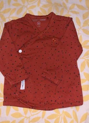 Tee-shirt, marke: Noppies, zustand: Sehr gut, größe: 1-3 Monate / 56, 2,00 €, 2,80 € inklusive Vinted-Käuferschutz