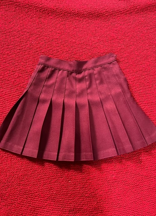 Burgundy Los Angeles Apparel skirt, marke: Los Angeles Apparel, zustand: Neu, größe: XS / 34 / 6, 7,50 €, 8,58 € inklusive Vinted-Käuferschutz