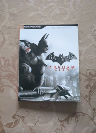 Guide Batman Arkham City, estado: Muito bom, €15.00, €16.45 inclui Proteção do Comprador