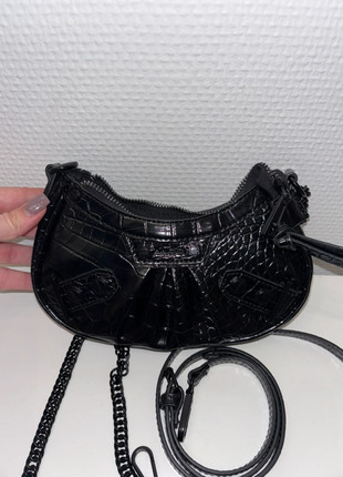 Sac noir effet croco - modèle baguette, marque: ALDO, état: Très bon état, 30,00 €, 32,20 € Protection acheteurs incluse