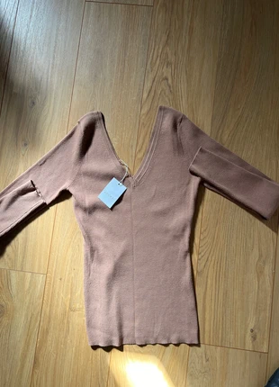 Pull kookai col v nude beige, brand: KOOKAÏ, condition: New with tags, size: L / 40 / 12, €25.00, €26.95 includes Buyer Protection