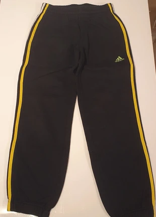 Jogging Adidas - Taille 9-10 ans, marque: adidas, état: Très bon état, taille: 9 ans / 134 cm, 15,00 €, 16,45 € Protection acheteurs incluse