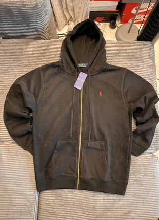 Pull Ralph Lauren, marque: Ralph Lauren, état: Neuf avec étiquette, taille: M, 70,00 €, 74,20 € Protection acheteurs incluse
