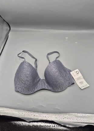 Femilet Soutien gorge 85D, marque: Chantelle, état: Neuf sans étiquette, taille: 85D, 9,90 €, 11,10 € Protection acheteurs (Pro) incluse