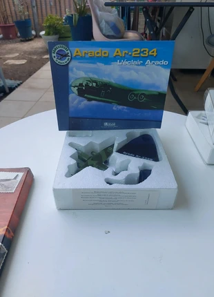 Avion de collection Édition Atlas Arado Ar-234B"Blitz", brand: Atlas, condition: New with tags, size: 12 years / 152 cm, €10.00, €11.20 includes Buyer Protection
