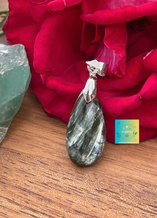 Séraphinite, brand: Fait Main, condition: Very good, €14.00, €15.40 includes Buyer Protection Pro