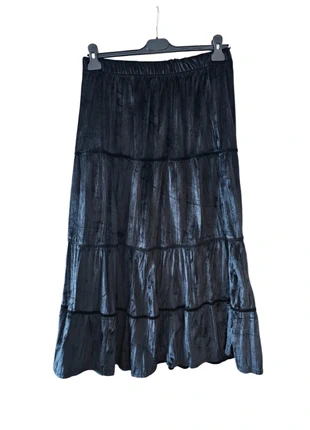 Jupe mi-longue en velours noir T. 40 🏷, brand: COQUETTE, condition: Very good, size: L / 40 / 12, €20.00, €21.70 includes Buyer Protection