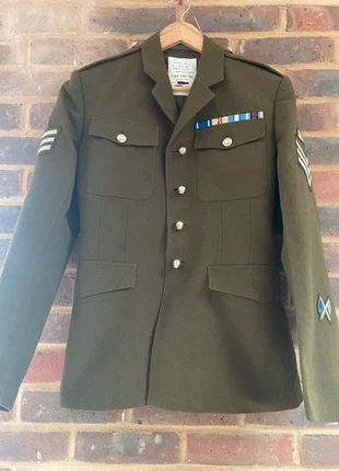 British Army No2 Dress Jacket Khaki Pattern, condition: Satisfactory, size: One size, £30.00, £32.20 includes Buyer Protection