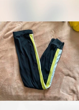 Black ribbed joggers, brand: Boohoo, condition: New without tags, size: L / 40 / 12, €2.99, €3.84 includes Buyer Protection