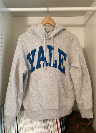 Sweat université avec logo US Yale bleu et gris, estado: Muito bom, tamanho: XS / 34 / 6, €6.50, €7.53 inclui Proteção do Comprador