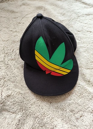 Casquette adidas noire taille M, marke: adidas, zustand: Neu, größe: M, 11,00 €, 12,25 € inklusive Vinted-Käuferschutz