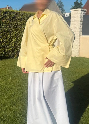 Chemise cache cœur jaune taille unique, brand: indépendant, condizioni: Ottime, taglia: Taglia unica, €30.00, €32.20 include la Protezione acquisti Pro