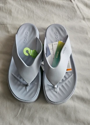 Tong plateforme pointure 38, marque: Crocs, état: Neuf sans étiquette, taille: 38, 27,00 €, 29,05 € Protection acheteurs incluse