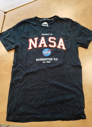 321 : T-shirt, marke: SPACE, zustand: Gut, größe: M, 3,00 €, 3,85 € inklusive Vinted-Käuferschutz