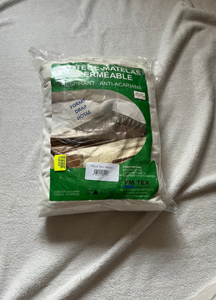 Protège matelas imperméable 180x190:200cm, marque: Home& textile, état: Neuf avec étiquette, taille: King Size (180–200cm x 200cm), 6,00 €, 7,00 € Protection acheteurs (Pro) incluse