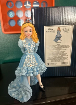 Figurine Alice Disney showcase collection enesco couture de force, brand: Disney, condizioni: Nuovo con cartellino, taglia: Taglia unica, €50.00, €53.20 include la Protezione acquisti