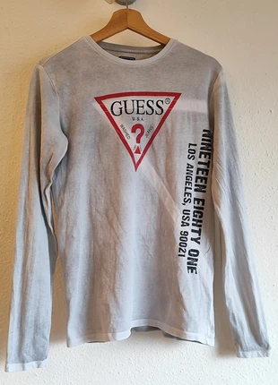 Camiseta gris de Guess de manga larga, marca: GUESS, estado: Muy bueno, tamaño: M, 3,00 €, 3,85 € Protección al comprador incluida