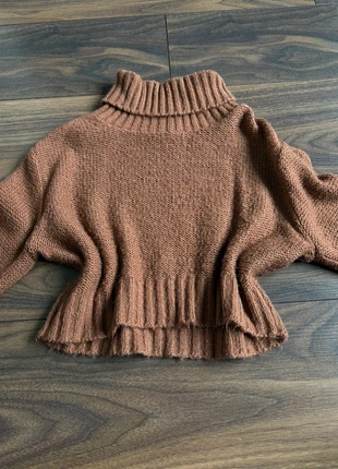 Brown cropped turtleneck jumper, brand: Boohoo, condition: Very good, size: XS / UK 4-6, £5.00, £5.95 includes Buyer Protection