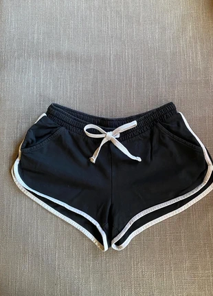 Pantaloncini cotone neri bordo bianco tuta casual, brand: Tally Weijl, condizioni: Ottime, taglia: S / IT 40 / EU 36, €5.00, €5.95 include la Protezione acquisti