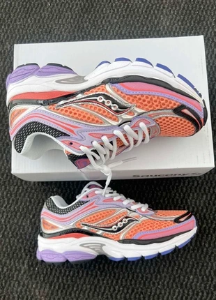 Saucony omni 9 saumon, marke: Saucony, zustand: Neu, mit Etikett, größe: 40, 85,00 €, 89,95 € inklusive Vinted-Käuferschutz