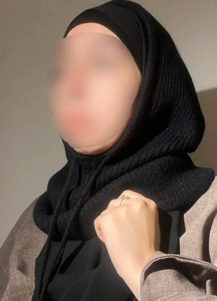 Cagoule noir, merk: Boutique indépendante, staat: Nieuw met prijskaartje, maat: Universele maat, € 10,00, € 11,20 inclusief Kopersbescherming
