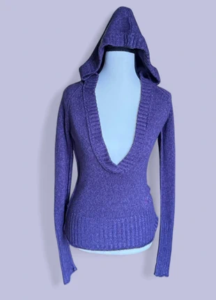 Purple Roxy Hoodie Sweater w/ Deep V Neck, brand: Roxy, condition: Very good, size: 2 / XS, $35.00, $37.45 includes Buyer Protection