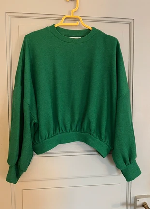 Pull crop Pull&Bear, merk: Pull & Bear, staat: Heel goed, maat: S / 36 / 8, € 8,00, € 9,10 inclusief Kopersbescherming